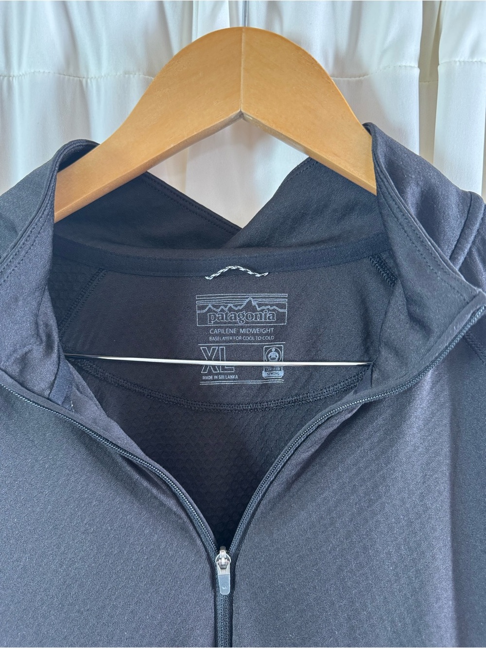 Patagonia Black Midweight Capilene Quarter-Zip Pullover Base Layer Longsleeve XL - Picture 3 of 6